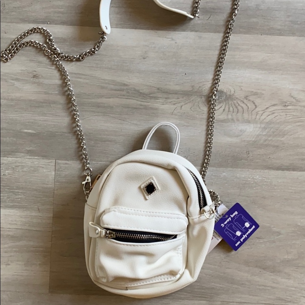 Miniature back pack